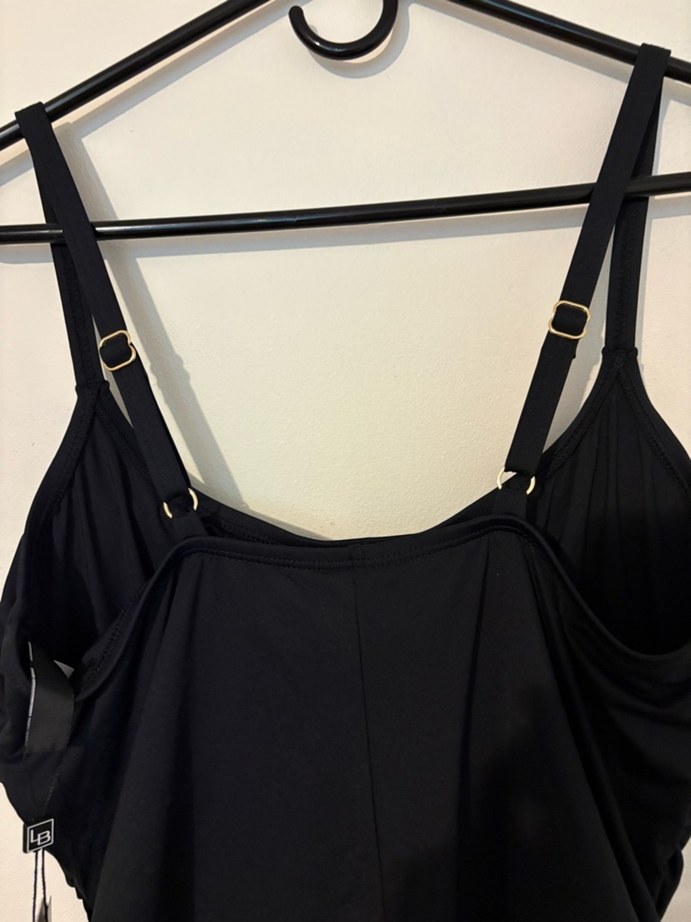 La Blanca Black Ruched One-Piece Swimsuit Tummy Control Resort Beach Swimwear - Picture 9 of 10